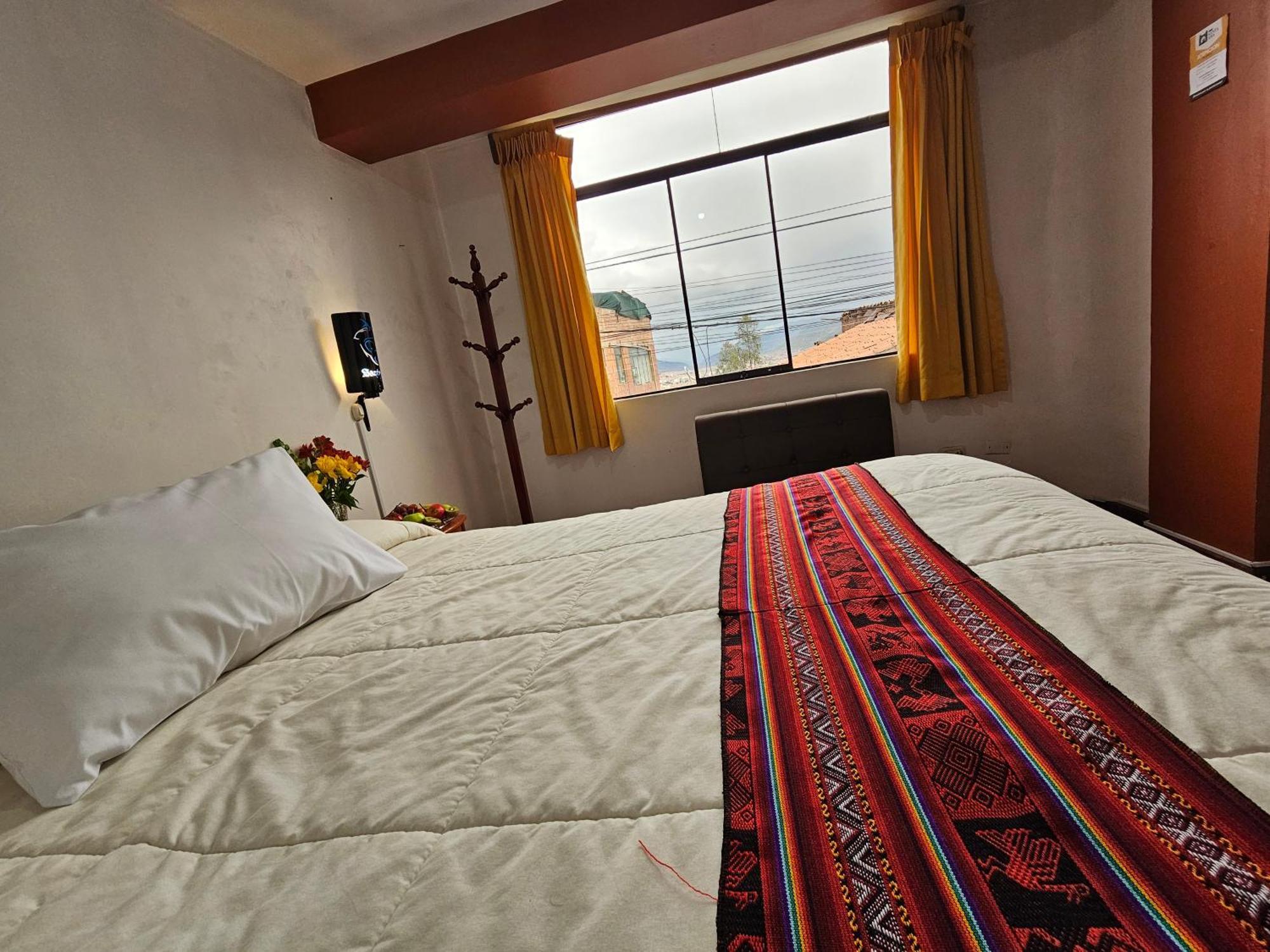 Con Vista A La Ciudad Santa Ana Guest house *