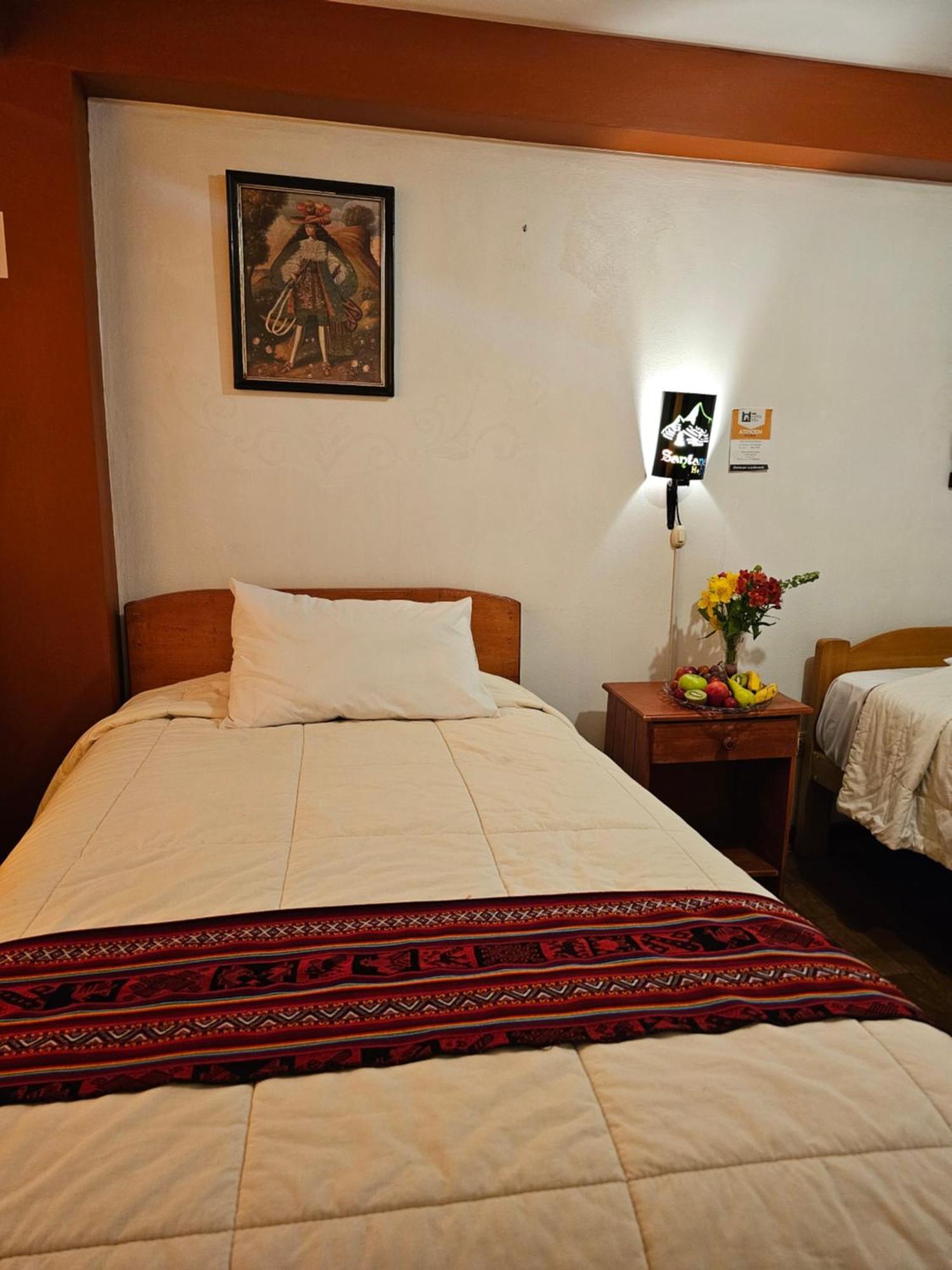 Con Vista A La Ciudad Santa Ana Guest house