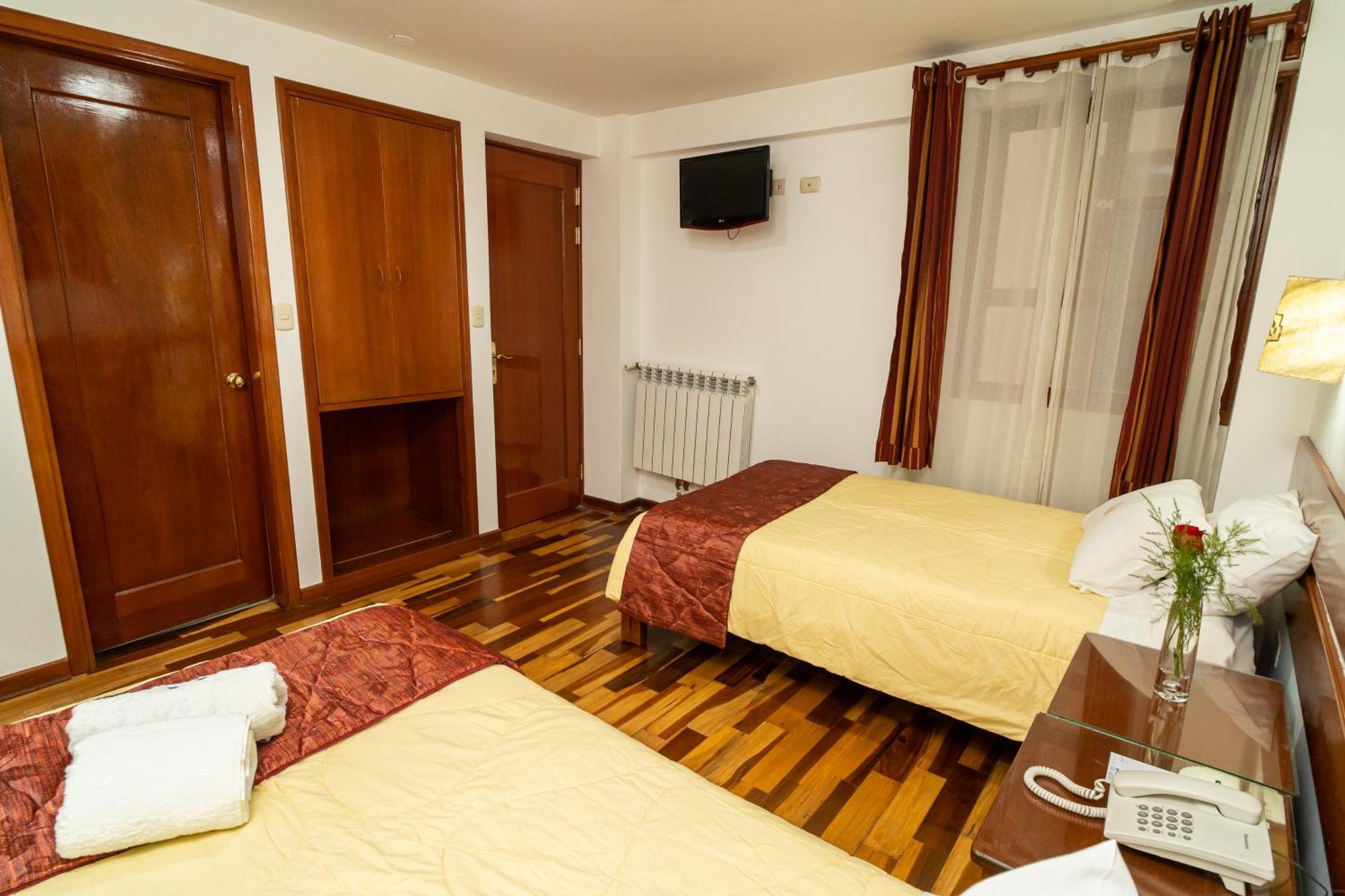 Hotel Kenamari