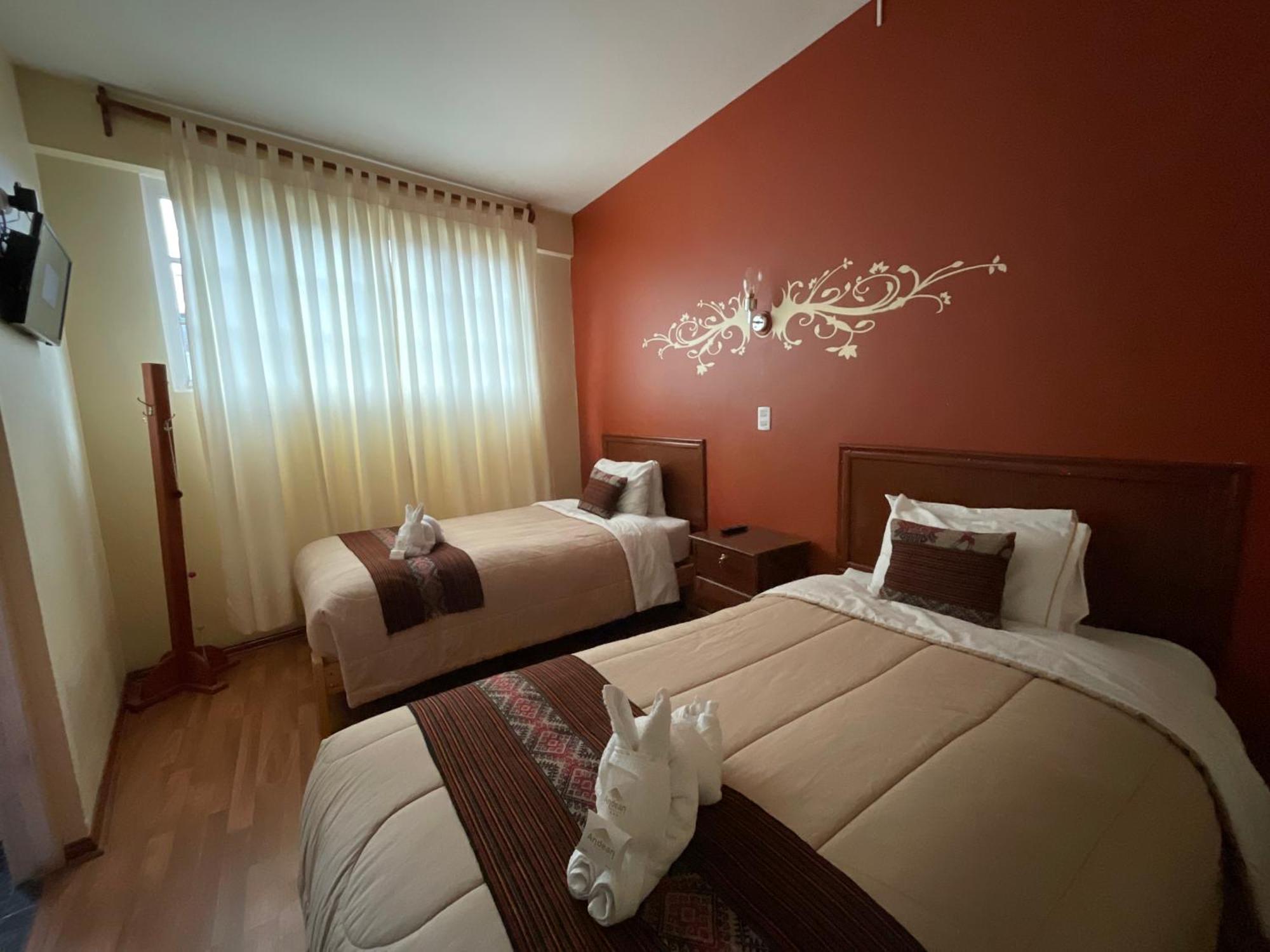 Andean Host Hotel 3*
