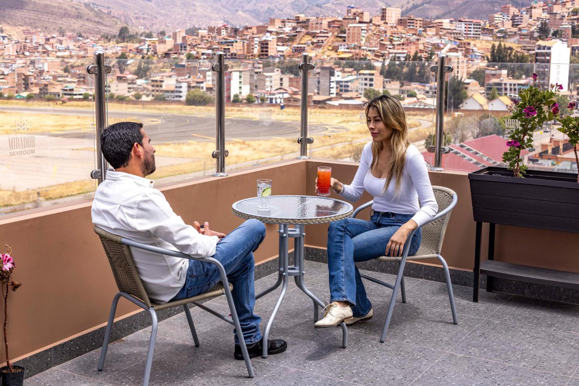 Sky Mirador Hotel 2*