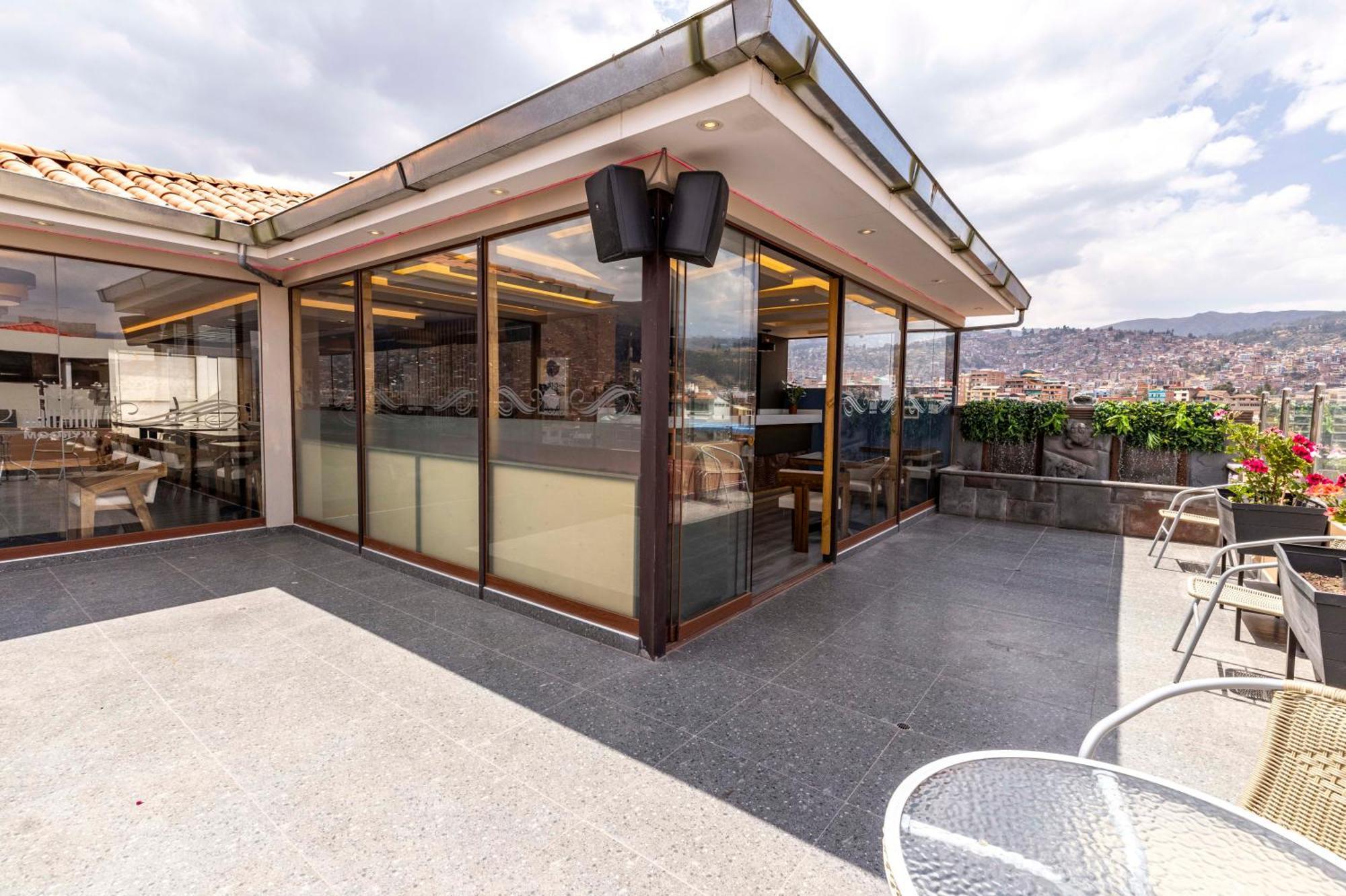 Sky Mirador Hotel 2*