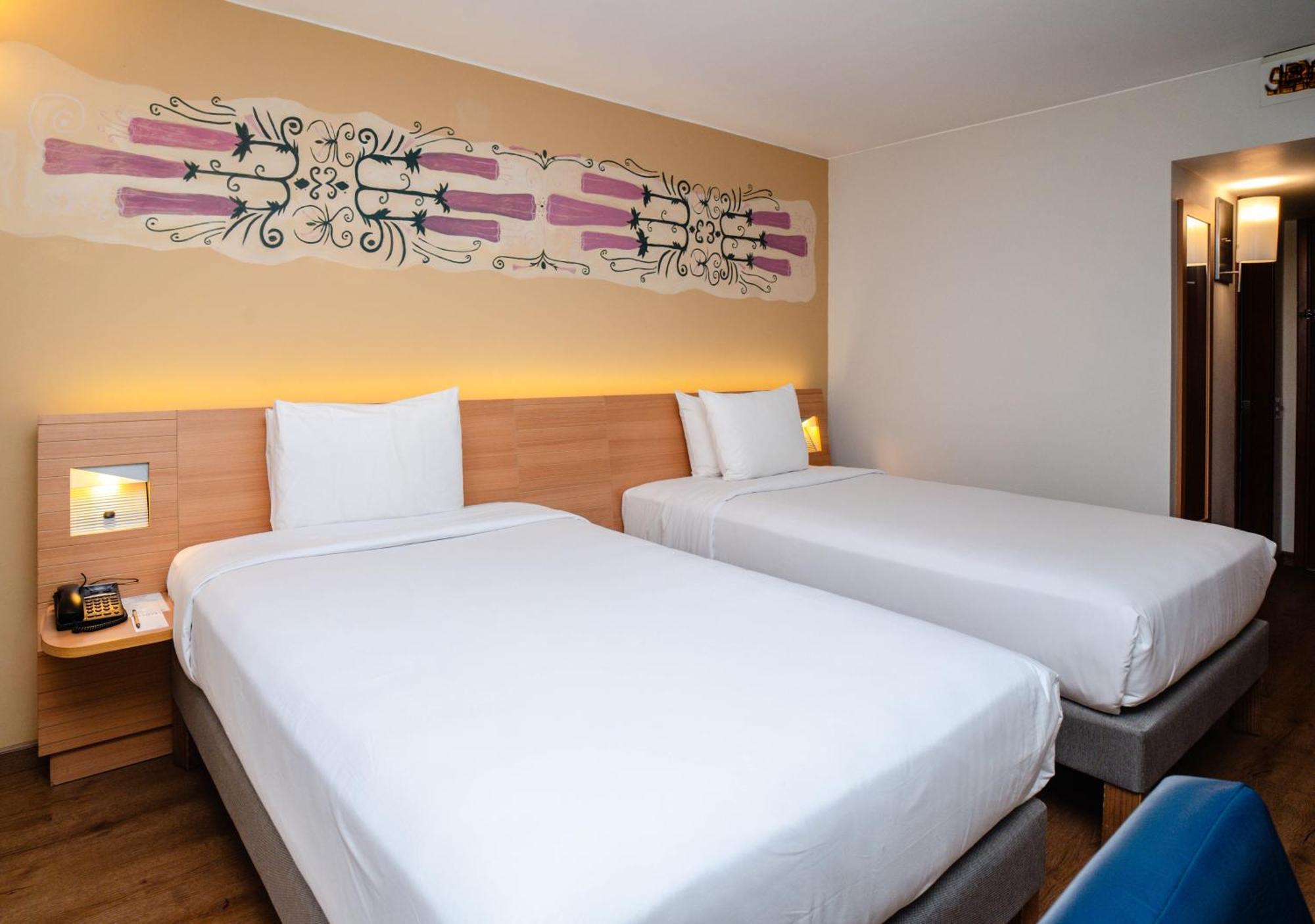 Novotel Hotel