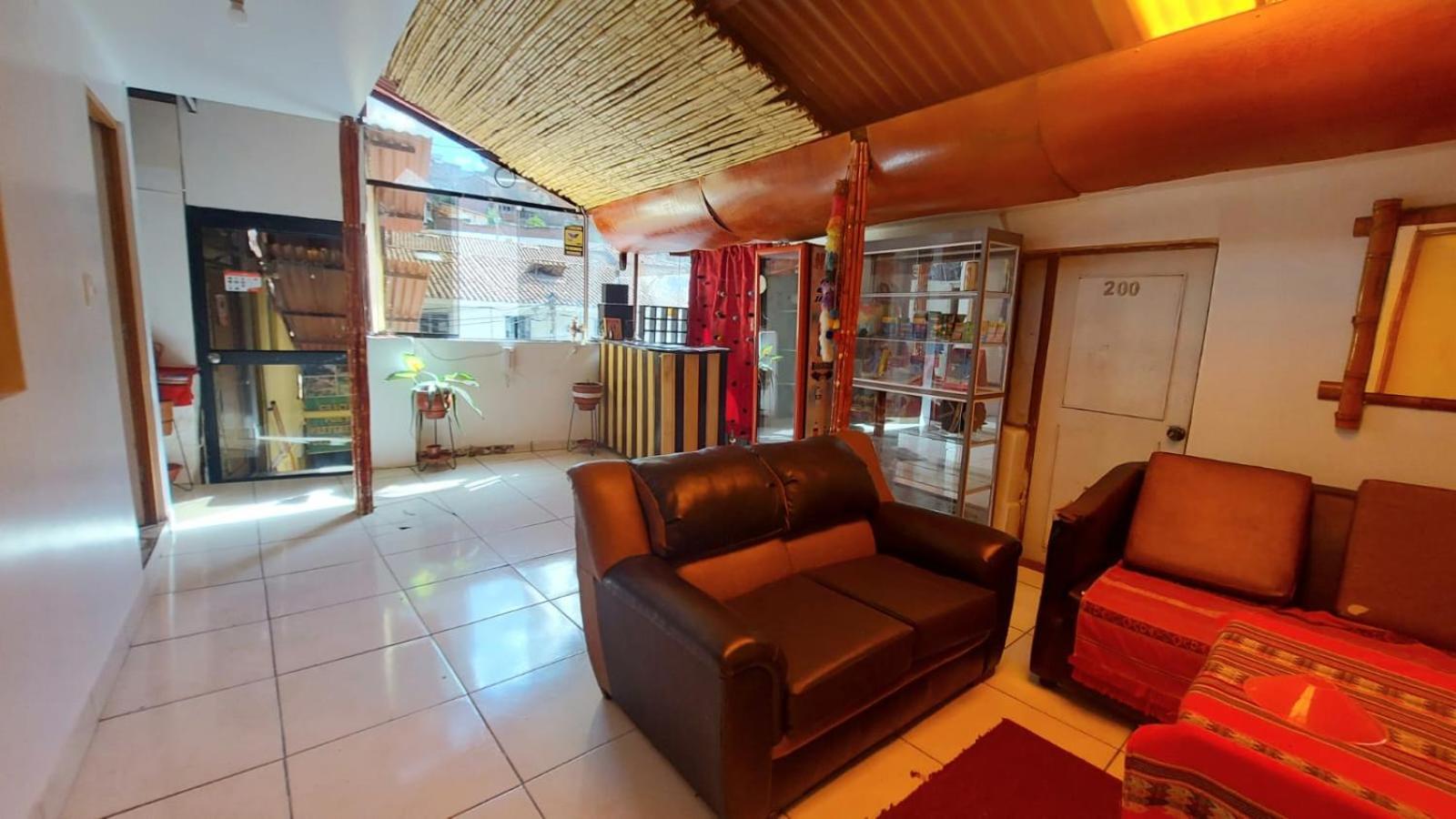Sophia Hostel *