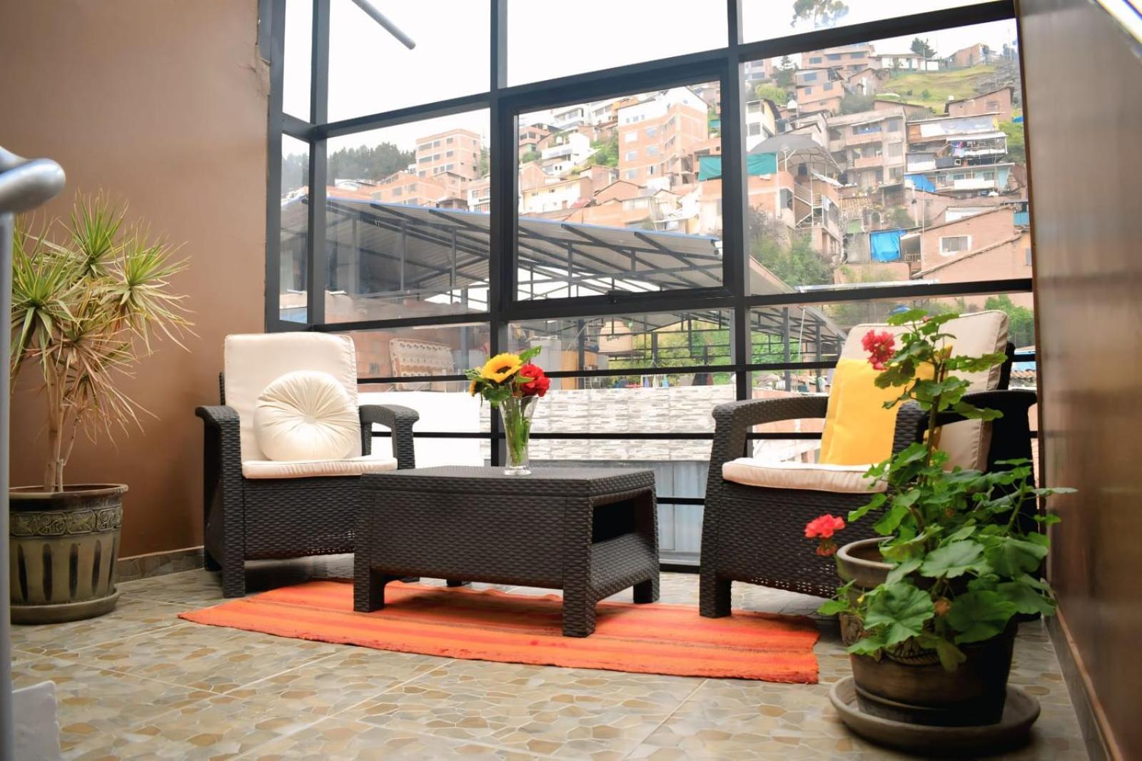 Rhouse Aparthotel 3*