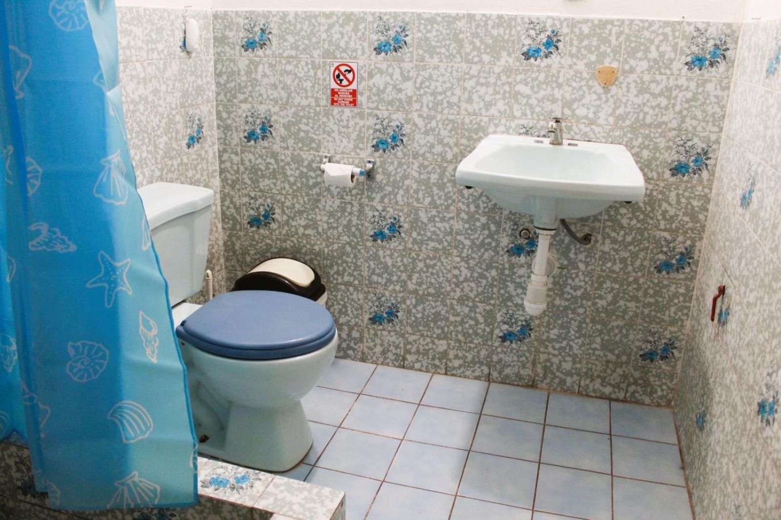 Escondida Hostel *