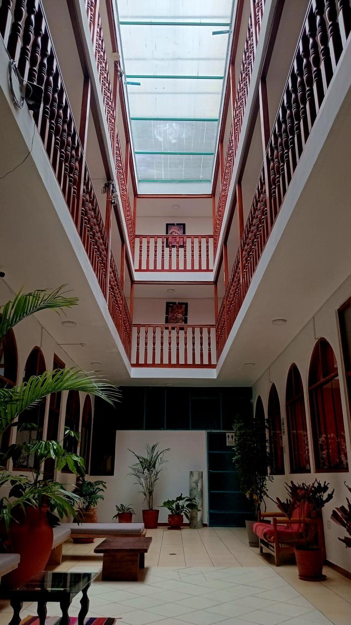 Munay Nusta Hotel 3*