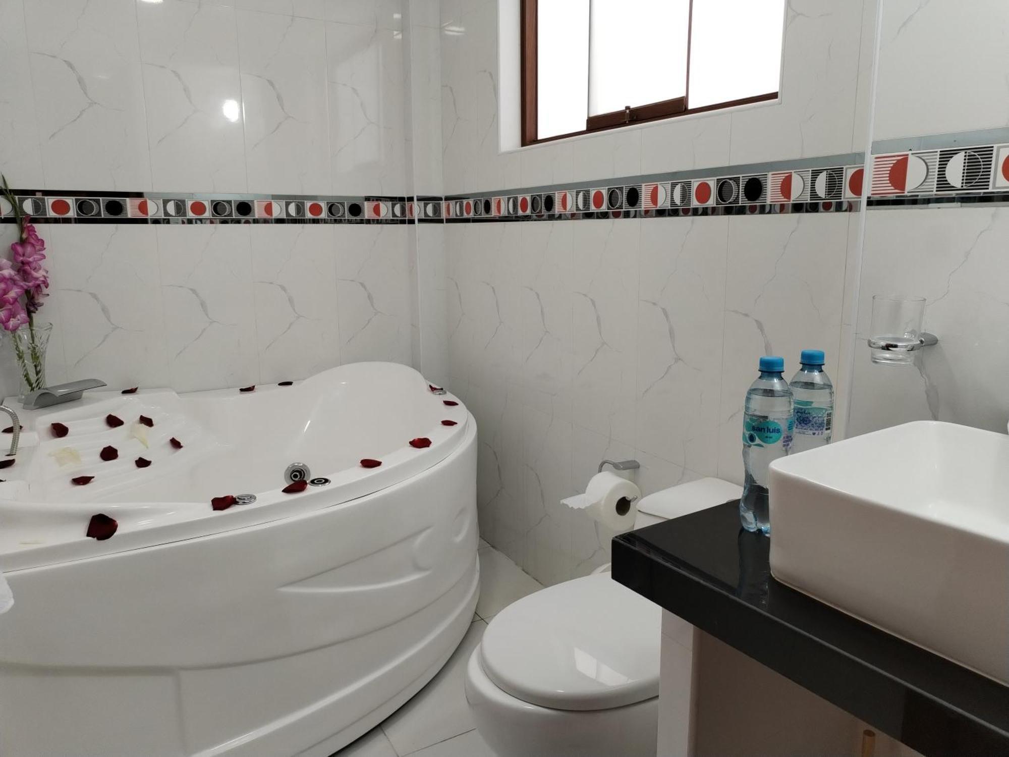 Kantu Hotel 3*
