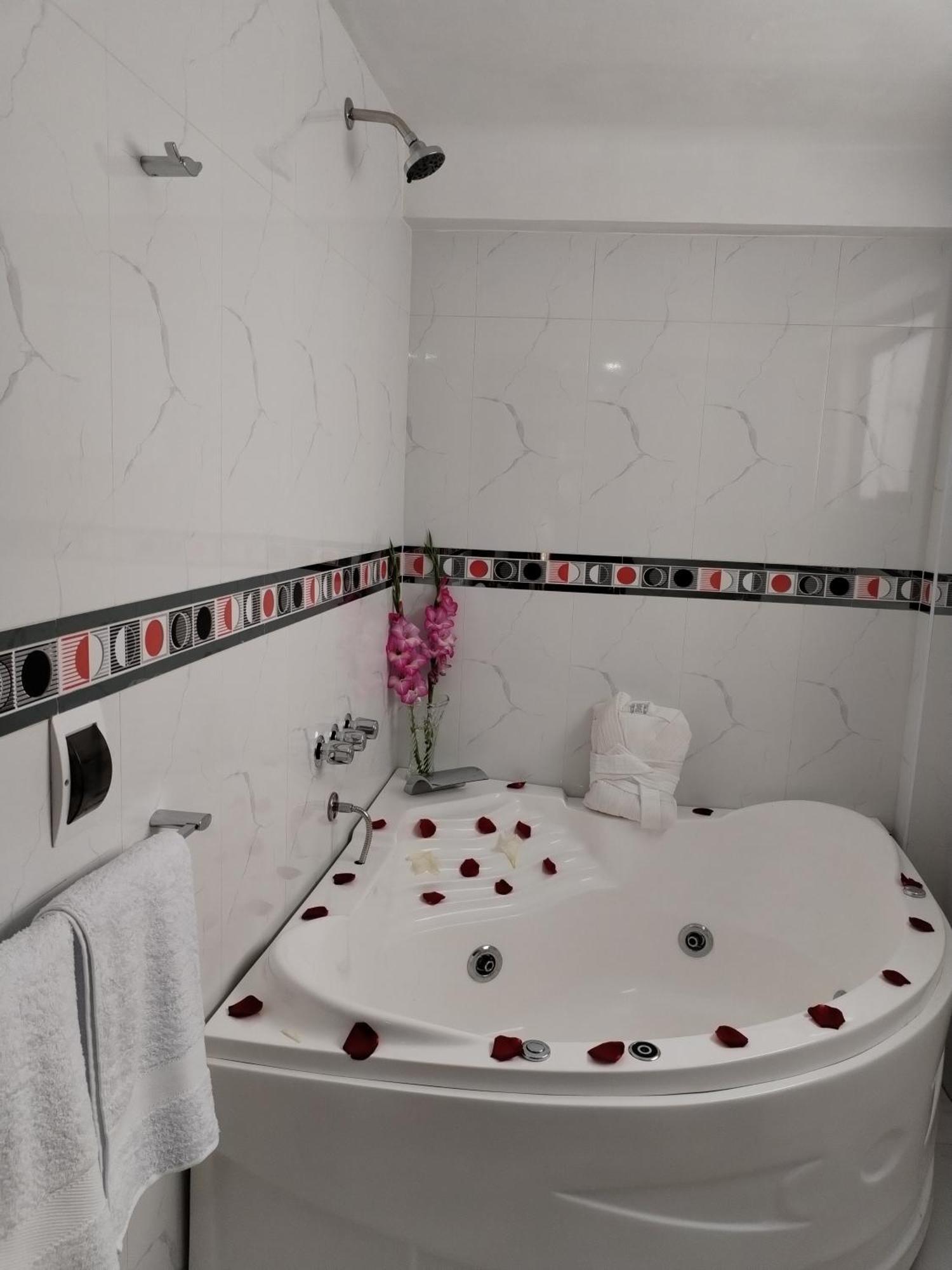 Hotel Kantu 3*