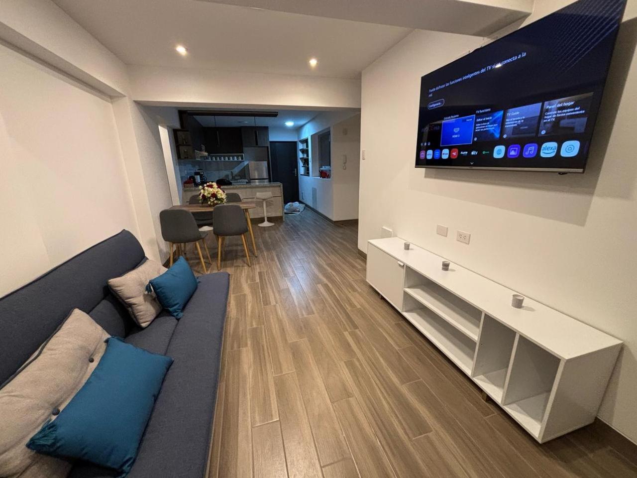 Departamento Moderno Y Cómodo, 3 Hab, 2 Baños Y Buena Vista *