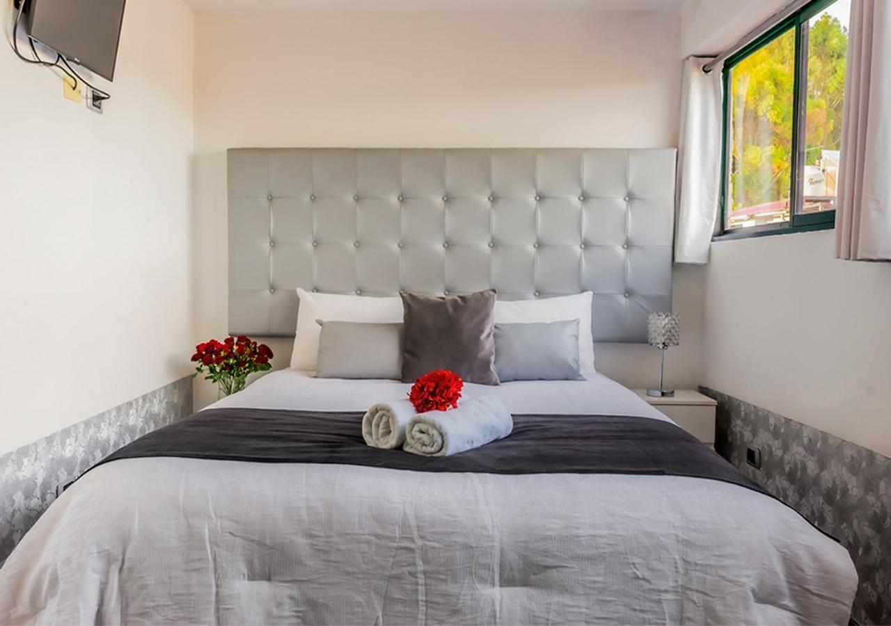 Rhouse Aparthotel 3*