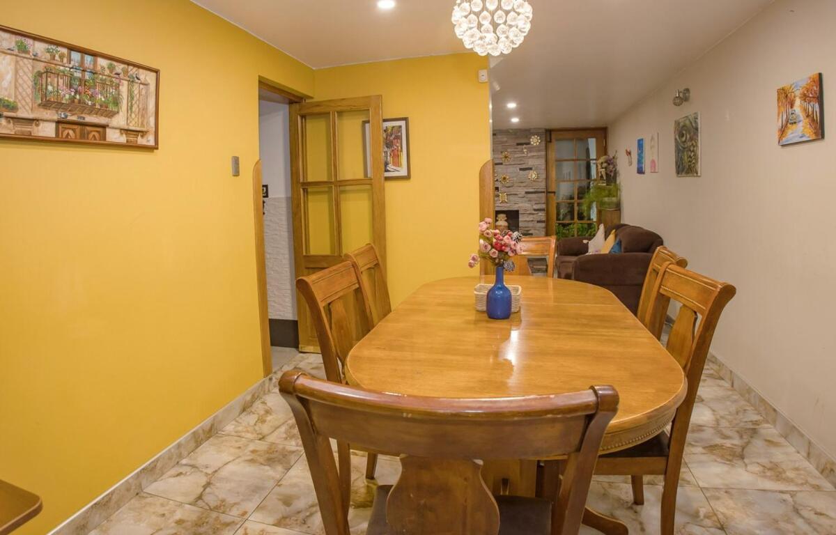 Casa Tranquila Con Jacuzzi Y Cama King Spacious House With A King-size Bed And Jacuzzi, In A Good Location Holiday home *