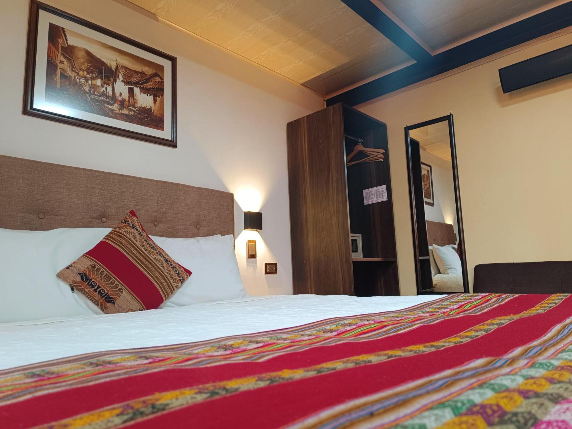 La Del Viajero Hotel