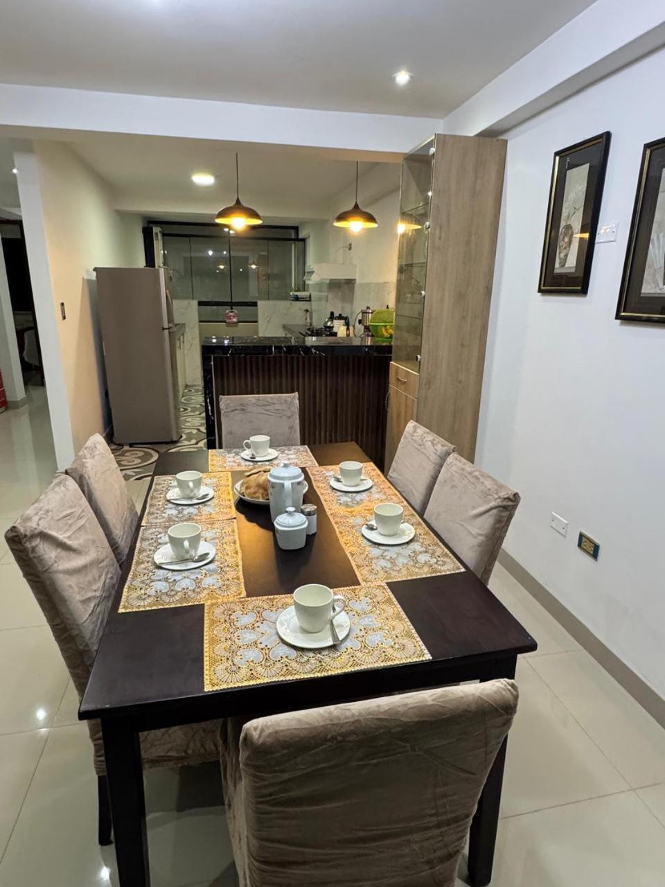 Ali Wasi Apartment *