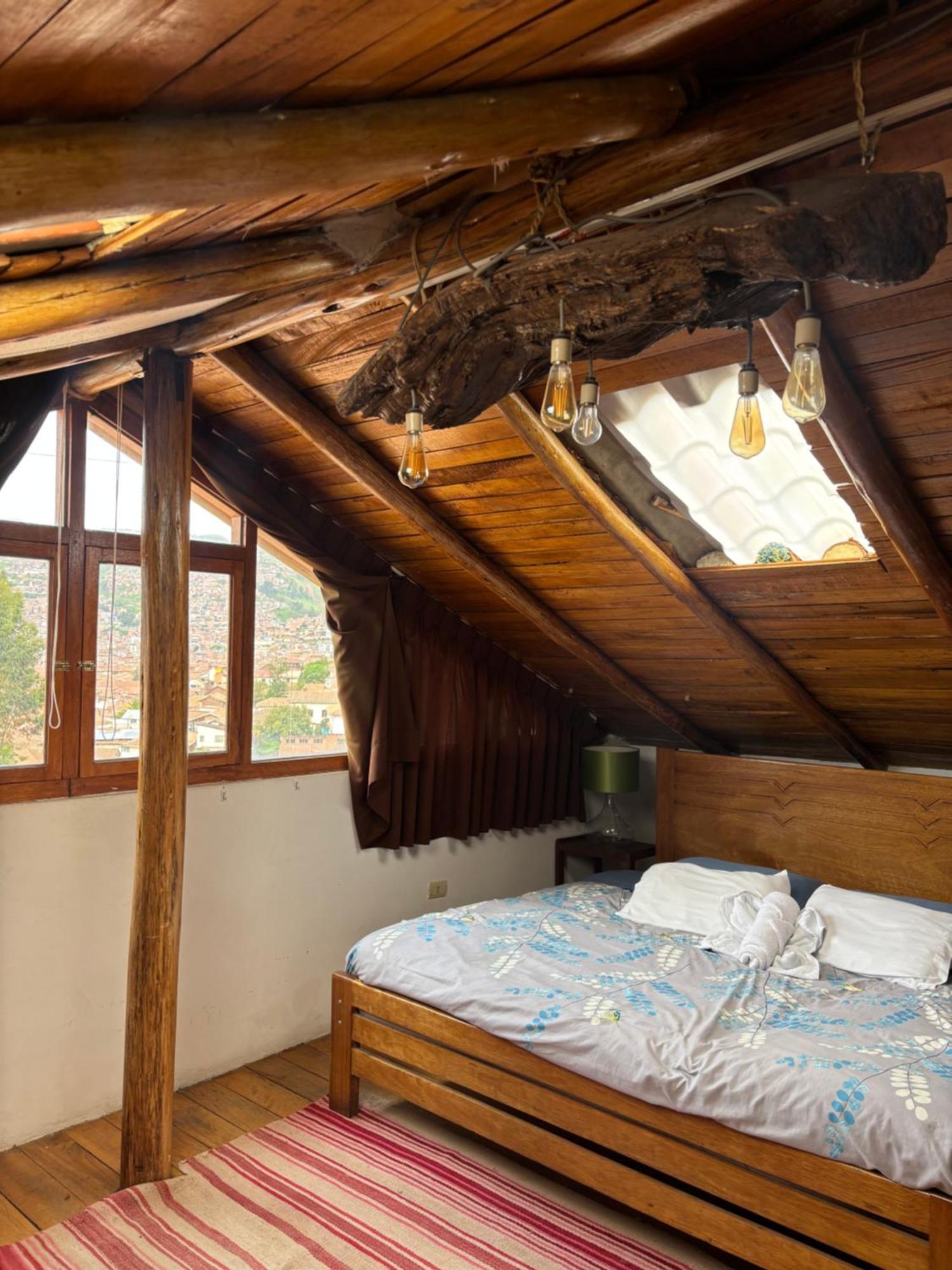 Panoramic View Terrace House , 5 Bedrooms *