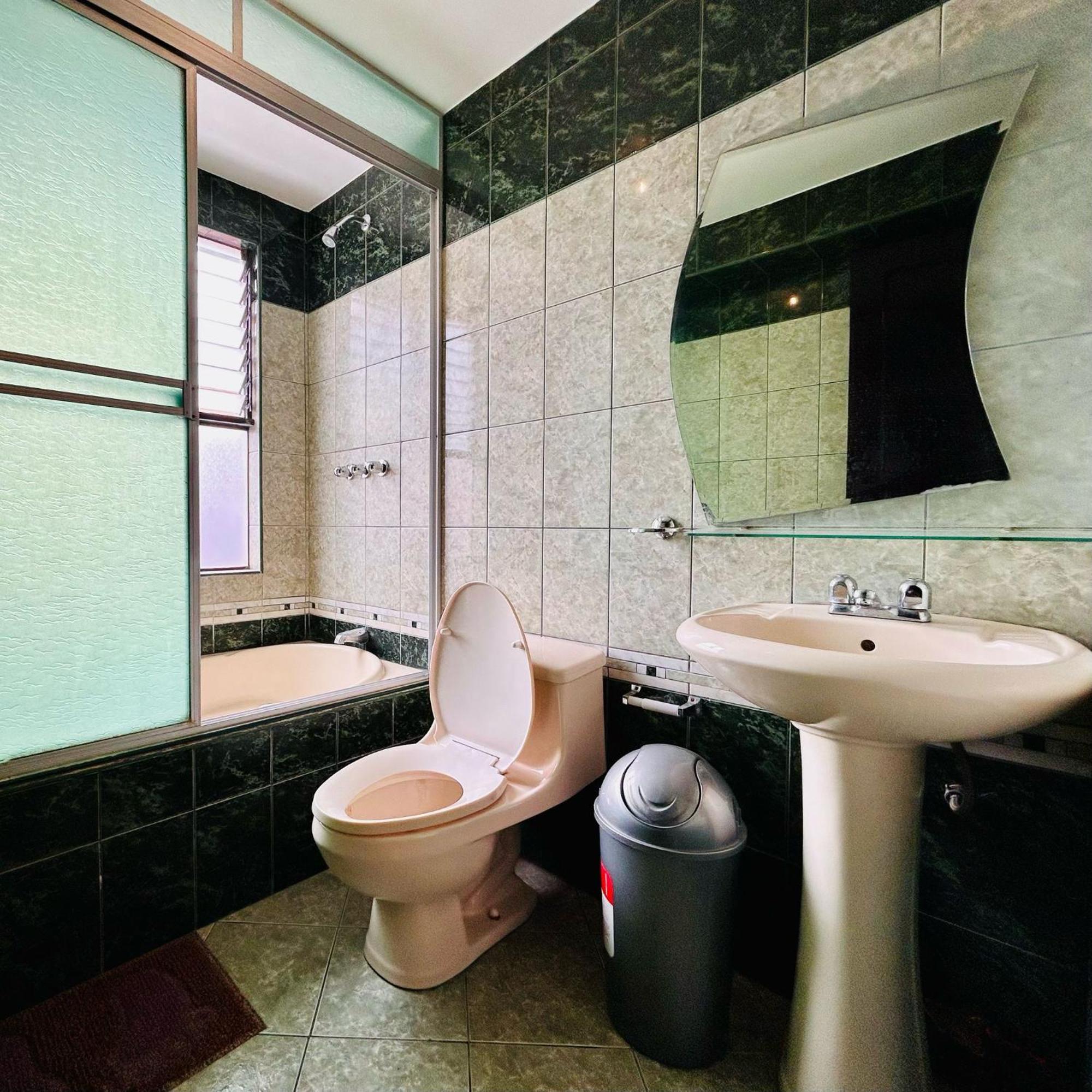 Casa De Makito's Bed & Breakfast