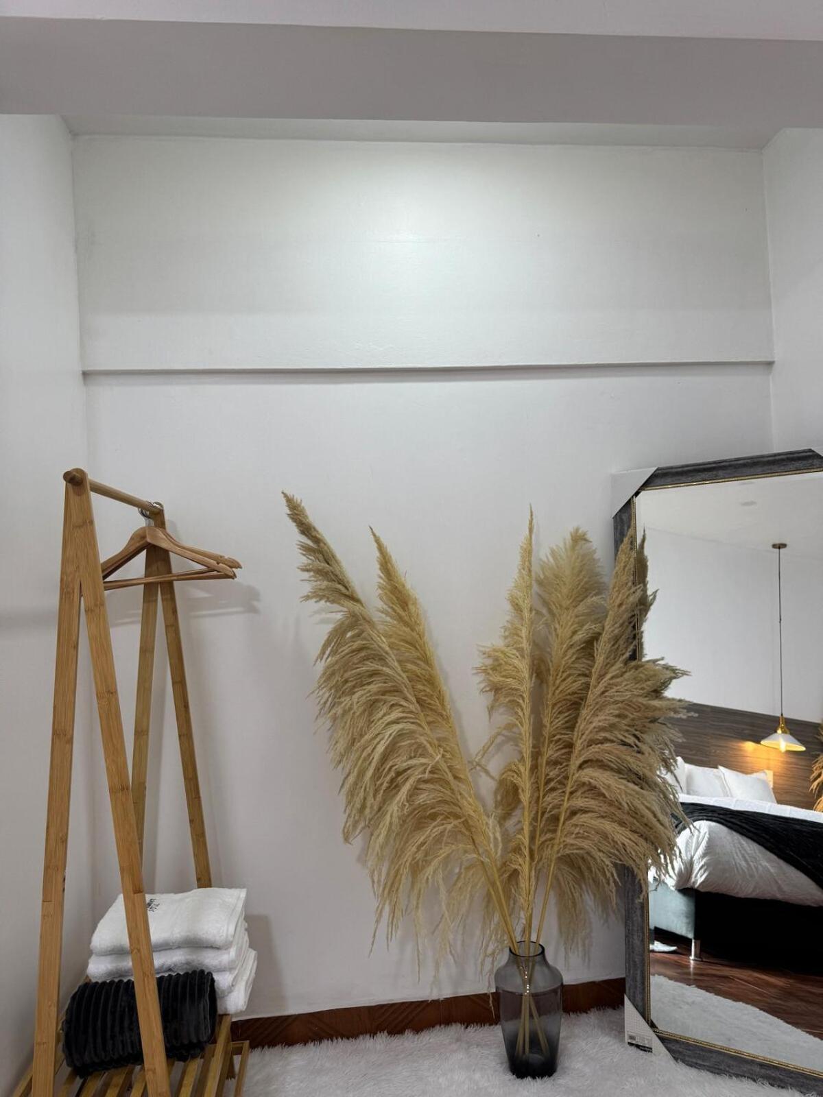 Luxurious 2 Blocks From The Main Square Apartamento