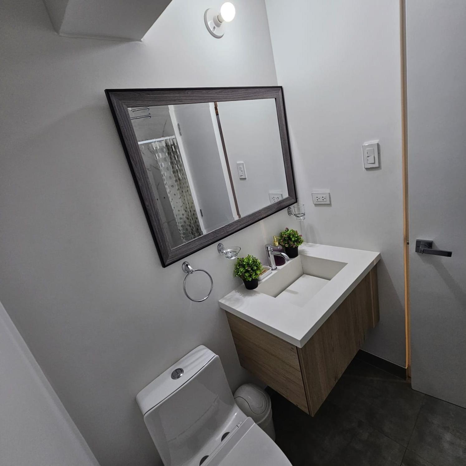Askha Aparthotel