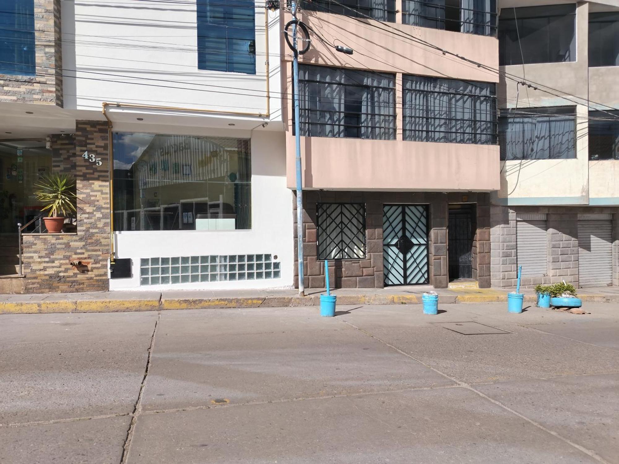 Tahuanwasi House Building Apartment