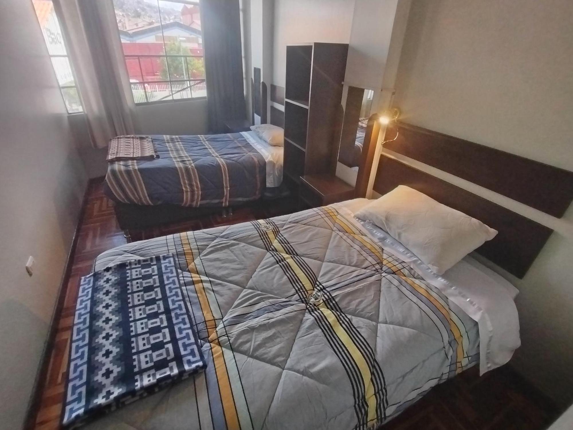 Tahuanwasi House Building Apartment *