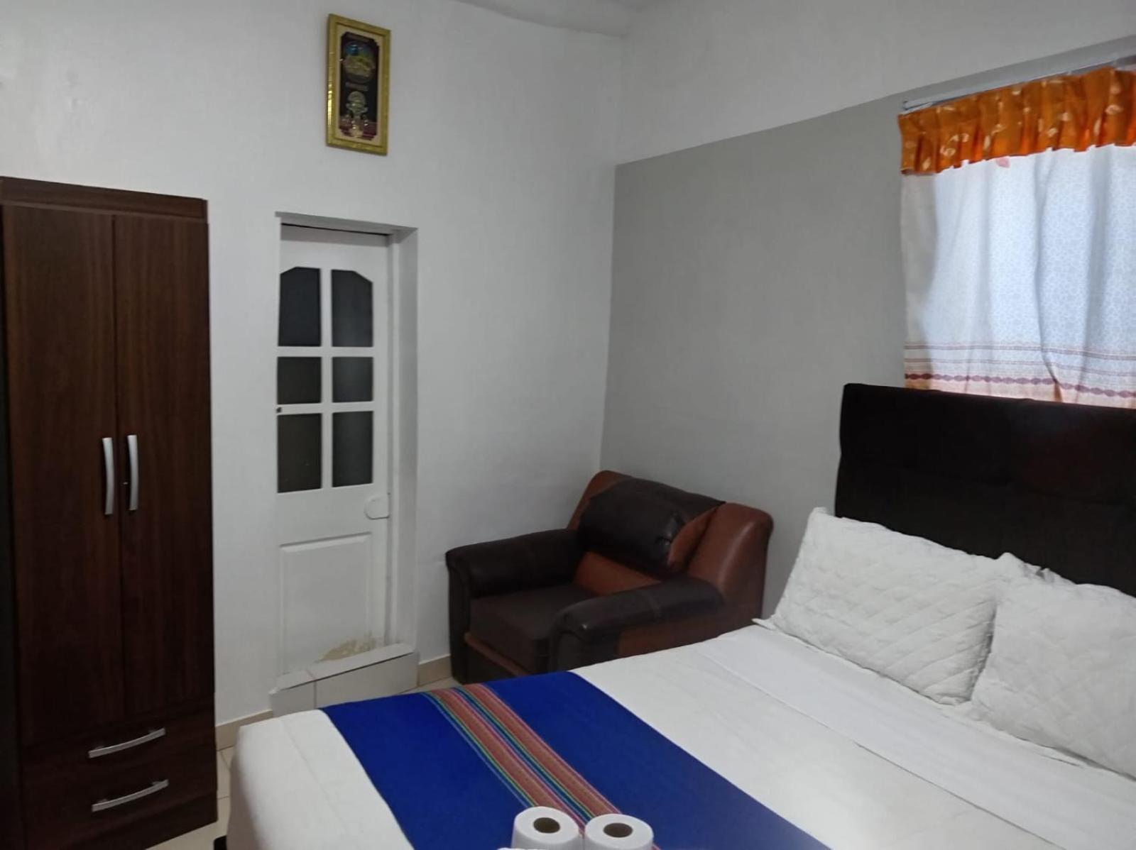 Hs Charlie Guest house *