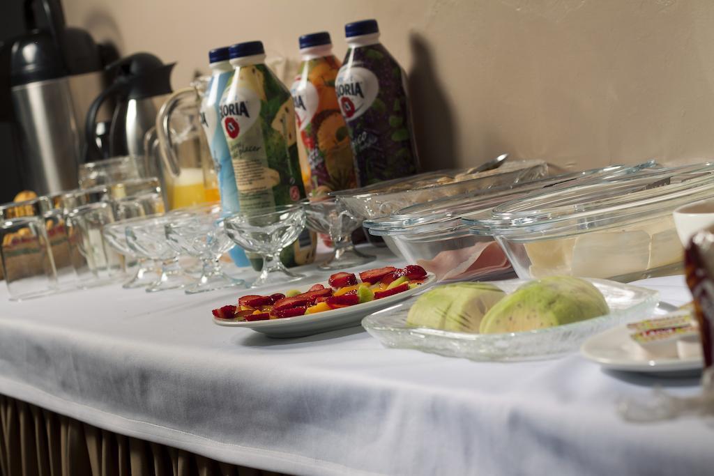 Yabar Plaza I Hotel