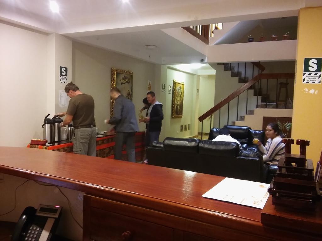 Hotel Cusi 2*