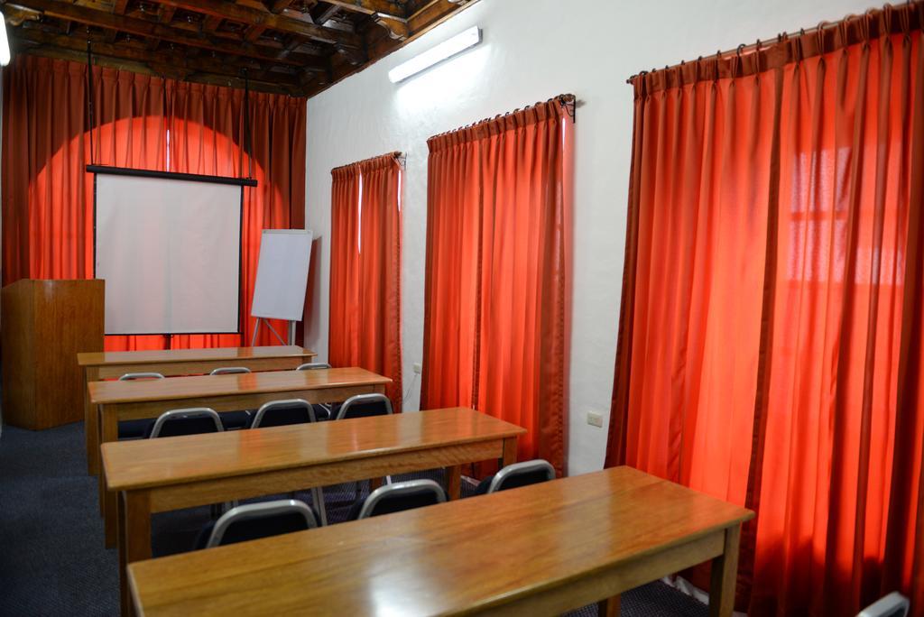 Hotel La Casa De Fray Bartolome 3*