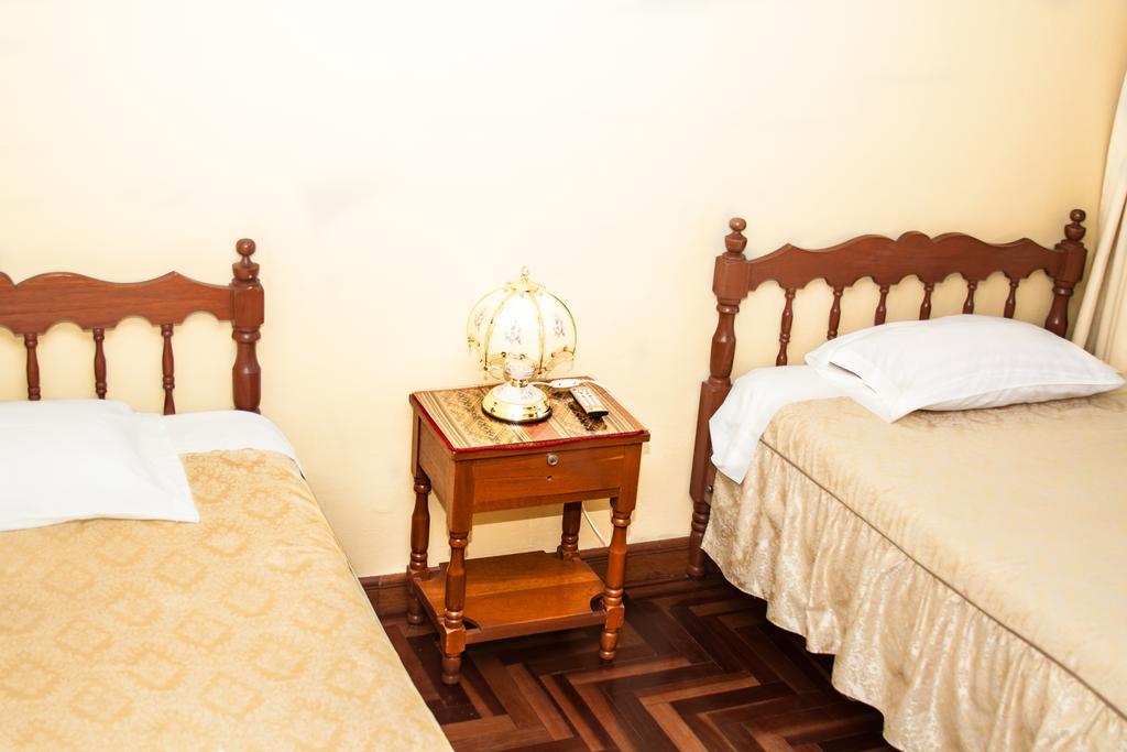 Santa Rosa Pensión Cuzco