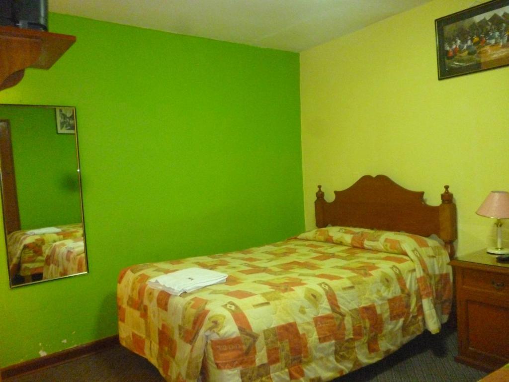 Hotel Monarca