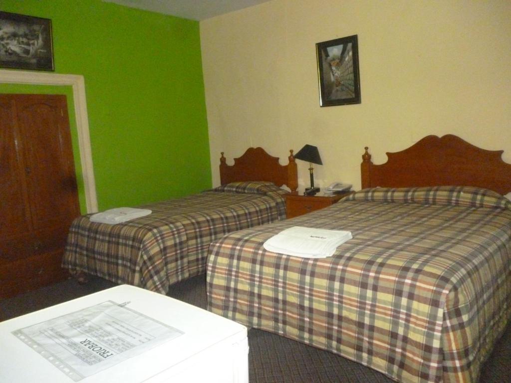 Hotel Monarca 3*