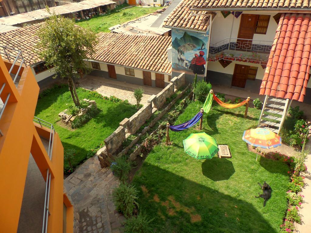 Hostel Wake Up