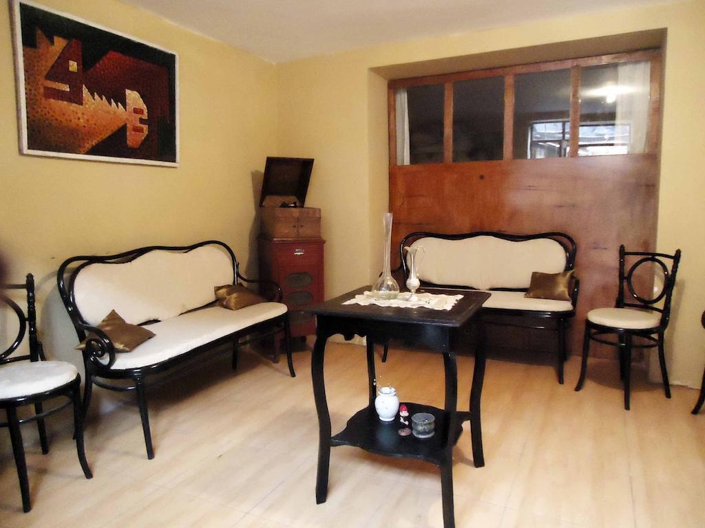 Homestay Emperatriz *