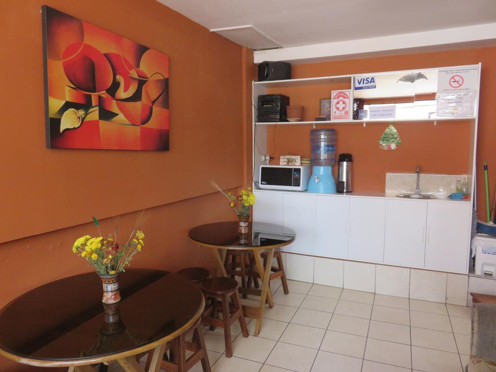 Bed & Breakfast Keros 2*