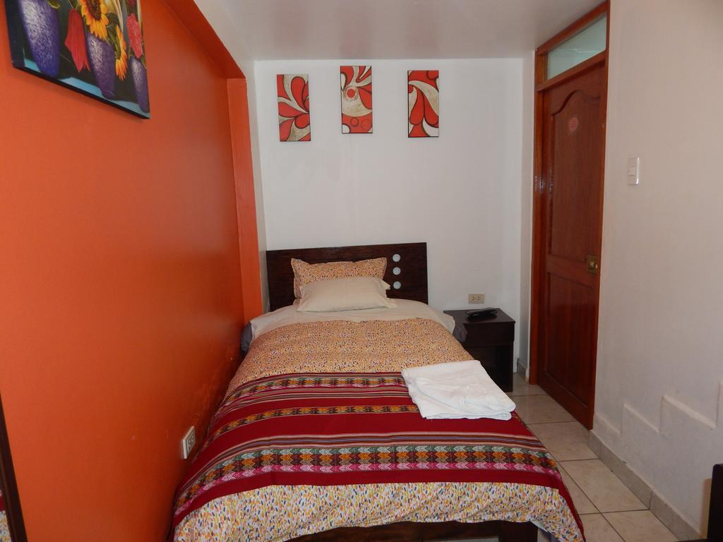 Inn Qori Punku