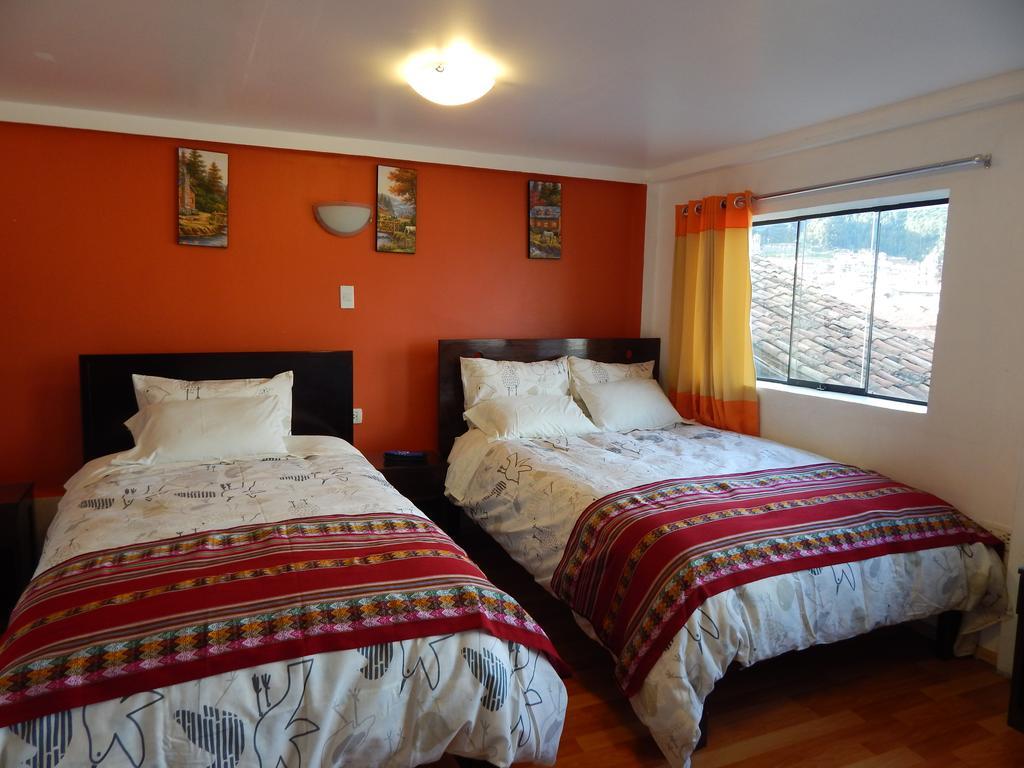 Qori Punku Inn 2*