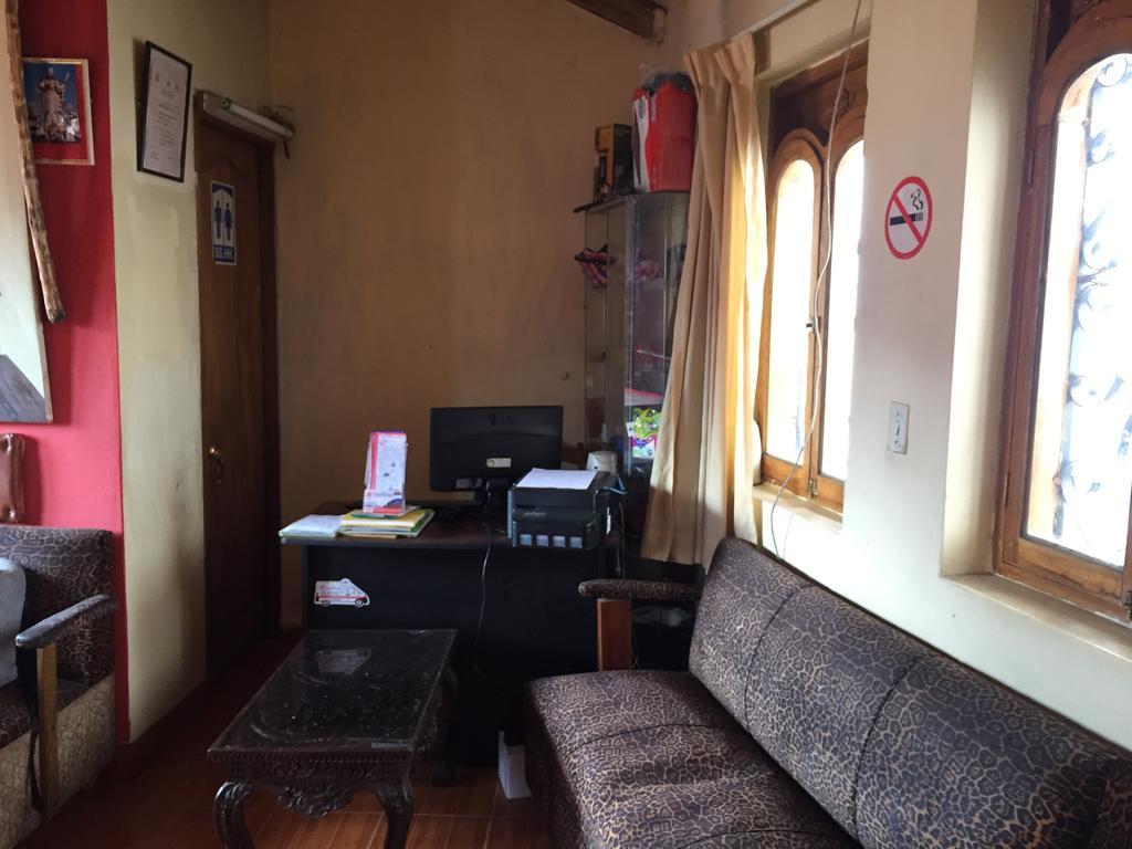 Arrieros Hostel *