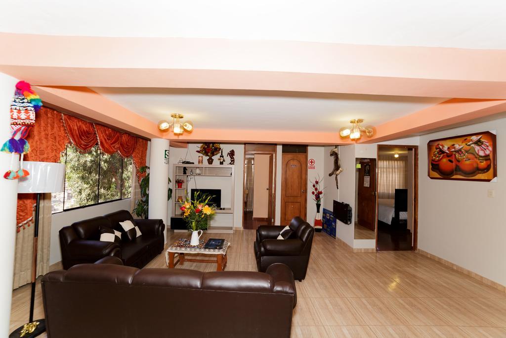 Villas House *