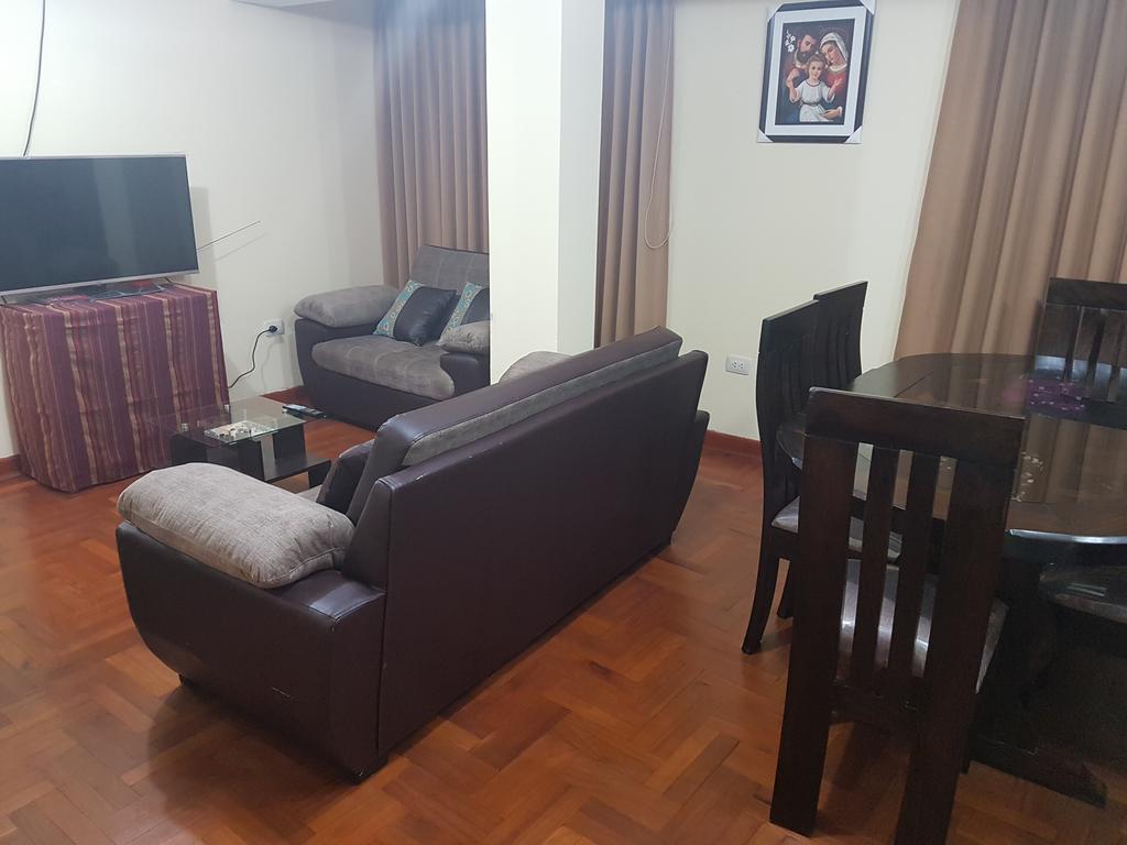 Familiar Apartment *