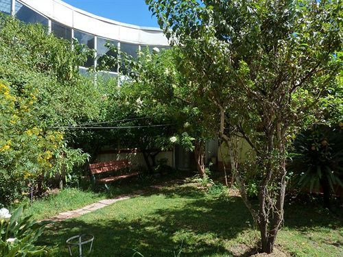 Kukuli Bed & Breakfast