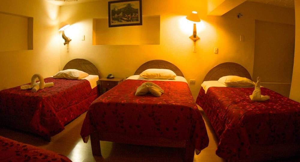 San Blas Plaza Bed & Breakfast 2*