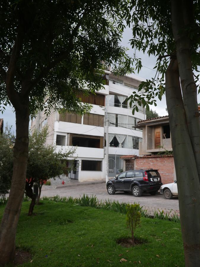Bravo's House *