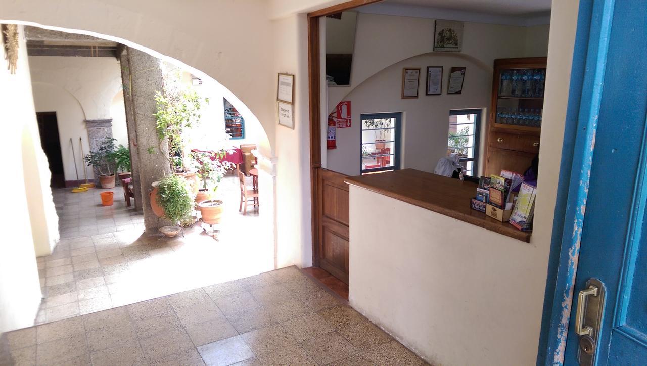 Hostal Suecia 2 Bed & Breakfast 2*