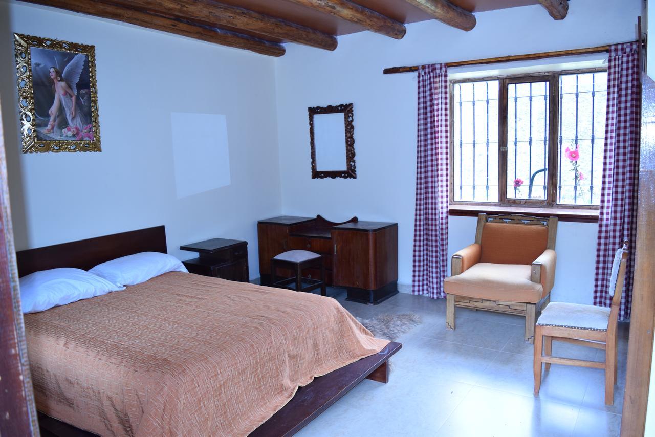 Mercedes Lodge *