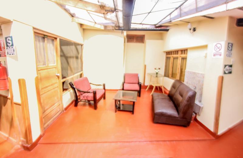 San Blas Plaza Bed & Breakfast 2*
