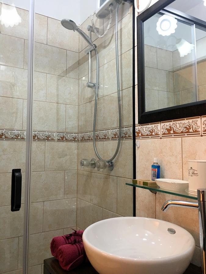 Maria Angola Hotel