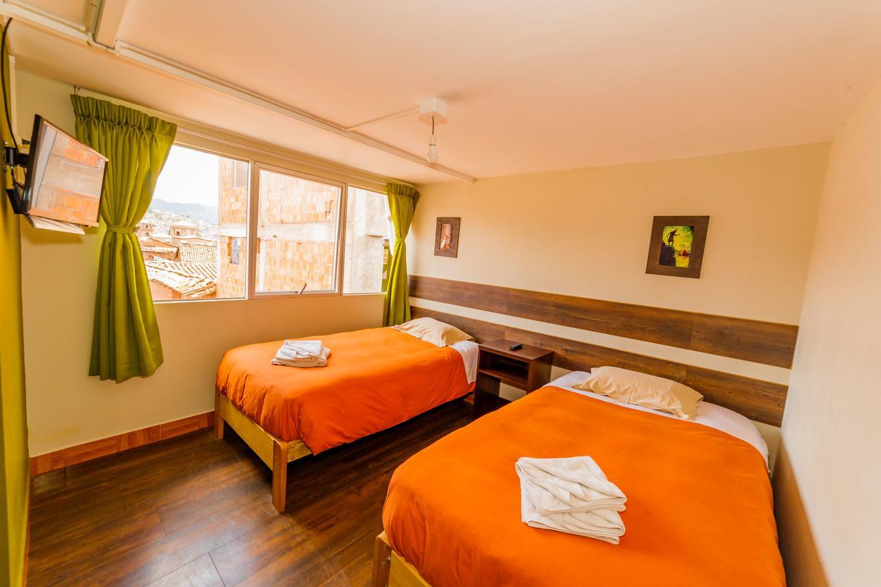 Ukukus Hostel