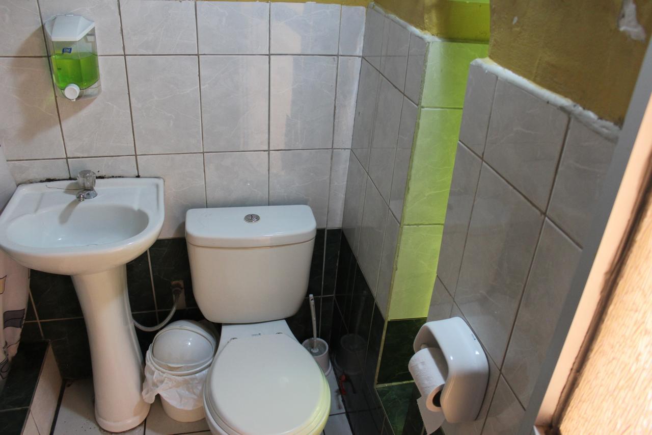 Hostel Robertos