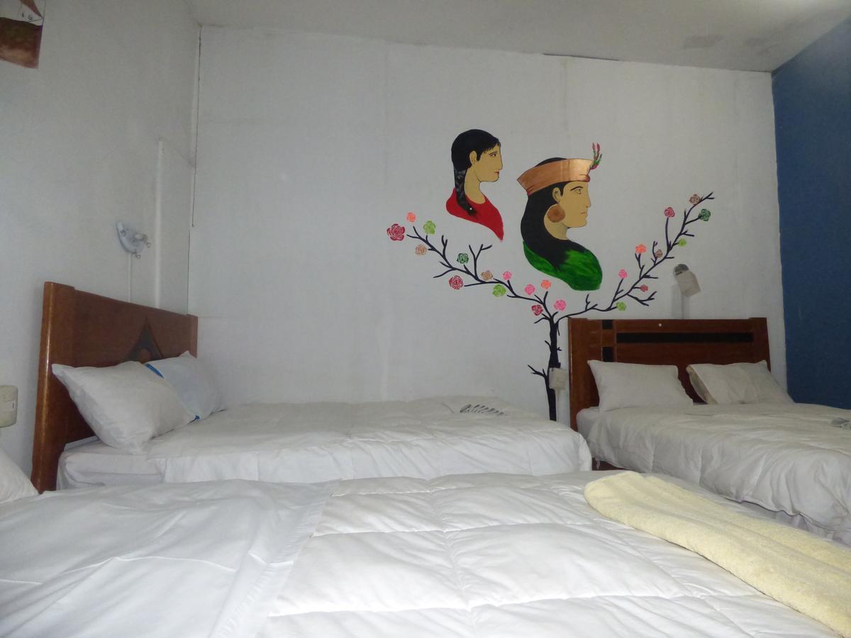 Hostel The Grassshopper Plaza De Armas