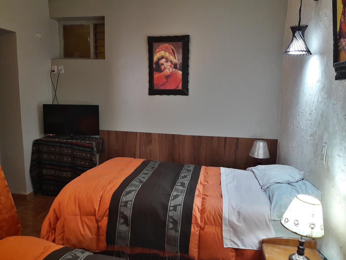 Hostel Imperial Golden House *